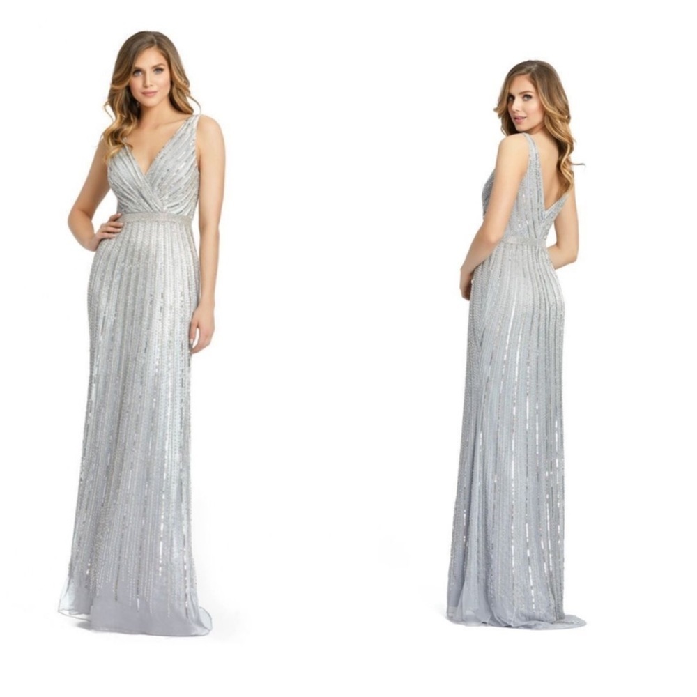 Mac duggal Plunging v neck beaded gown 5219 size 10 Platinum NEW